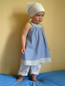 http://img.over-blog.com/225x300/1/64/55/93/Filles/tunique-clarisse-bleue-2.jpg