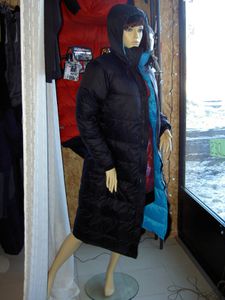 Doudoune longue en duvet d'oie 012