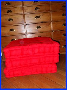 coussins-rouges-.jpg