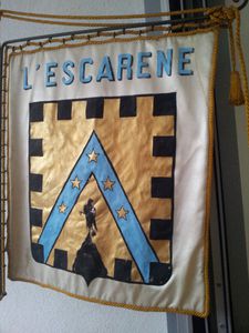 DRAPEAU ESCARENE 1900