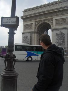 08-05-2010 Champs-Elysees-Arc-de-Triomphe (25)