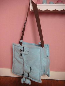 Sac à langer douillet et doux bleu bandoulière