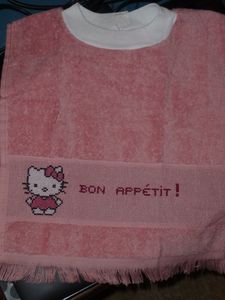Bavoir-Hello-Kittu-par-Claudine.jpg