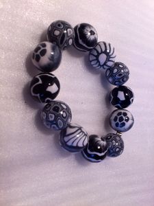 bracelet elastique fleur grise noire