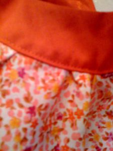robe orange encolure ronde 2