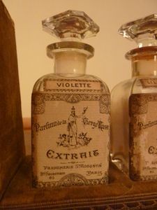 Parfum de Violette de la Vierge Russe Eau parfumée de violette