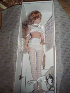 VG-11-11---Ello---Barbie-FAO-006.jpg