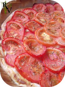 Tarte-Fine-a-la-Tomate---Moutarde.png