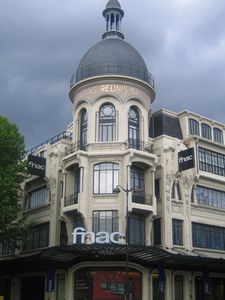 Fnac_Ternes.jpg