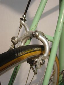 R-frein-ar.jpg