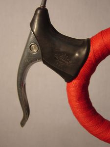 R-poignee-de-frein-restauree-1--jpg