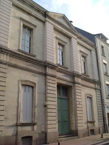 Loge-5.jpg