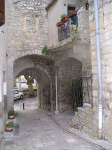 P1010075 Les Matelles (Hérault) Village médiéval