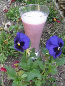 latte e fragole2