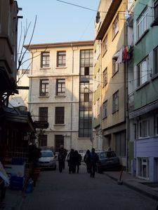 Istanbul-Kumkapi-centre-retention-2.jpg