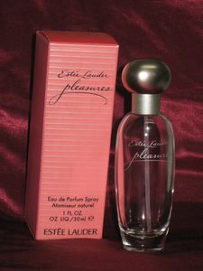 ESTEE-LAUDER-Pleasures.JPG