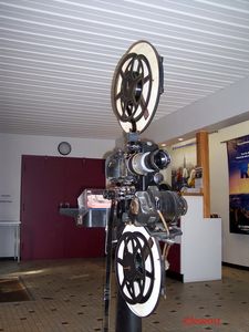 7 - Cine Ilais vieux Projecteur