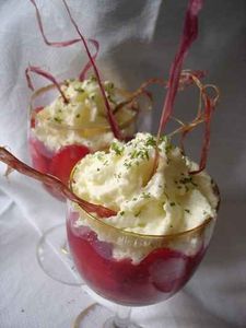 verrine fraise rhubarbe creme de verveine