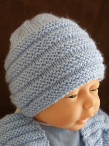 tricoter un bonnet de naissance