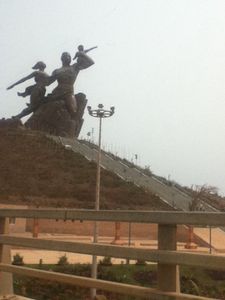 statue-renaissance-Dakar