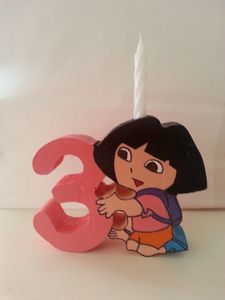 Bougie-3-ans-Dora.jpg