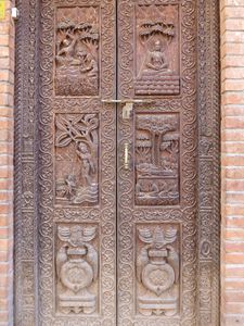 162 - L'histoire de Bouddha sculptée sur une porte