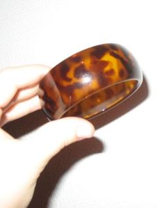 braceletleo.jpg