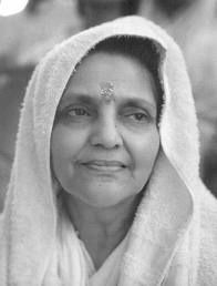MA-ANANDA-MOYI