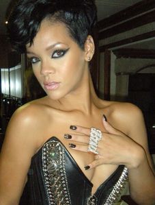 Rihanna,at,AMAs,photo,by,Kimmie,Kyees,copie,