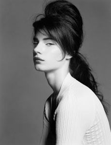 EDJ67VE2QJ beauty has 200401 26
