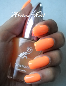vernis-a-ongle-orange-flurorescent--Alvina-Nail.png