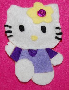 Broche de fieltro Hello Kitty (6)