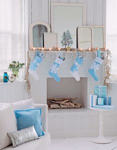 snowflake-stockings-de