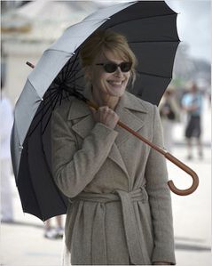 Caroline-parapluie.jpg