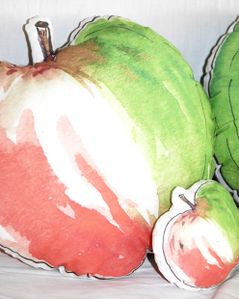 coussin-en-forme-de-pomme-aple-pilows-2.jpg