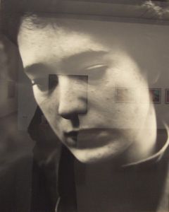 reflets-sur-portrait.jpg