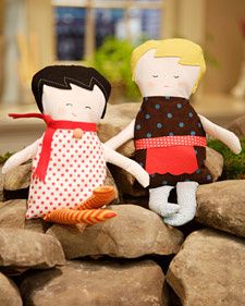 3128 031108 dolls l