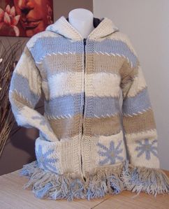 Veste-effilee-sur-buste.jpg