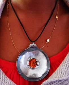 collier zinc et abalone.JPG