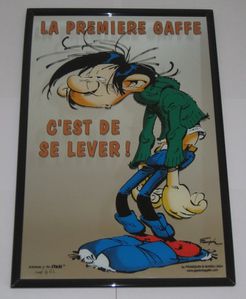 gaston-lagaffe-miroir-la-1ere-gaffe-c-est-de-se-lever-30cm.jpeg