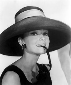 Diamants-sur-canape---Audrey-Hepburn-6.jpg