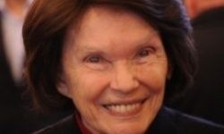 mort-de-daniele-mitterrand-l-hommage-a-une-grande--copie-1.jpg