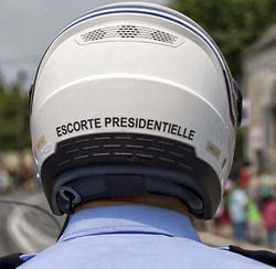 escorte.jpg