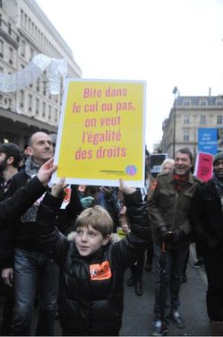 Manif gay enfant