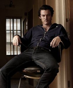 luke-evans.jpg