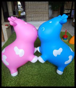 Betsy-la-vache---kidzzfarm---lilikim--14-.JPG