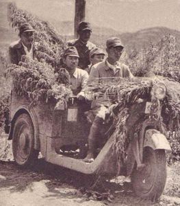 Tri---Jap-soldats-8217B51F15ED4347BB2BA3C38C45E10F.jpg