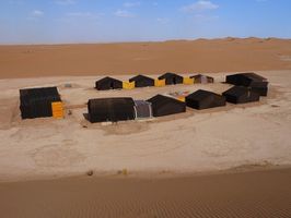 MHAMID EL GHIZLANE_bivouac-dans-les-dunes-de-chegaga-mhamid-el-ghizlane-maroc