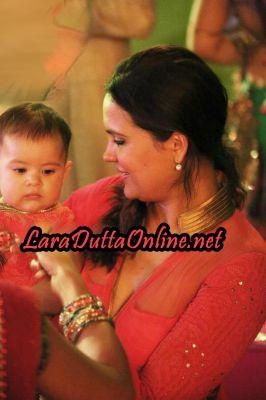 Baby-Saira-with-her-mom-Lara-Dutta.jpg