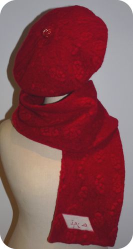 béret et écharpe rouge 2009 1